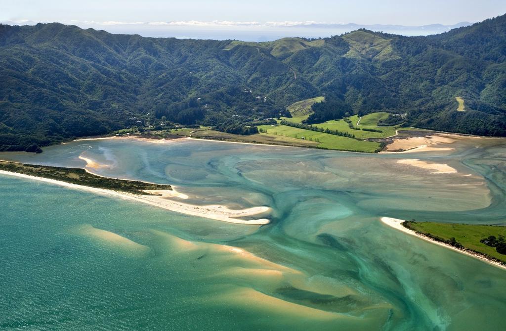 塔卡卡Golden Bay Hideaway别墅 外观 照片